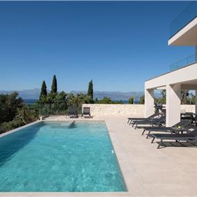 4 bedroom villa with pool & sea views, Acharavi, sleeps 8